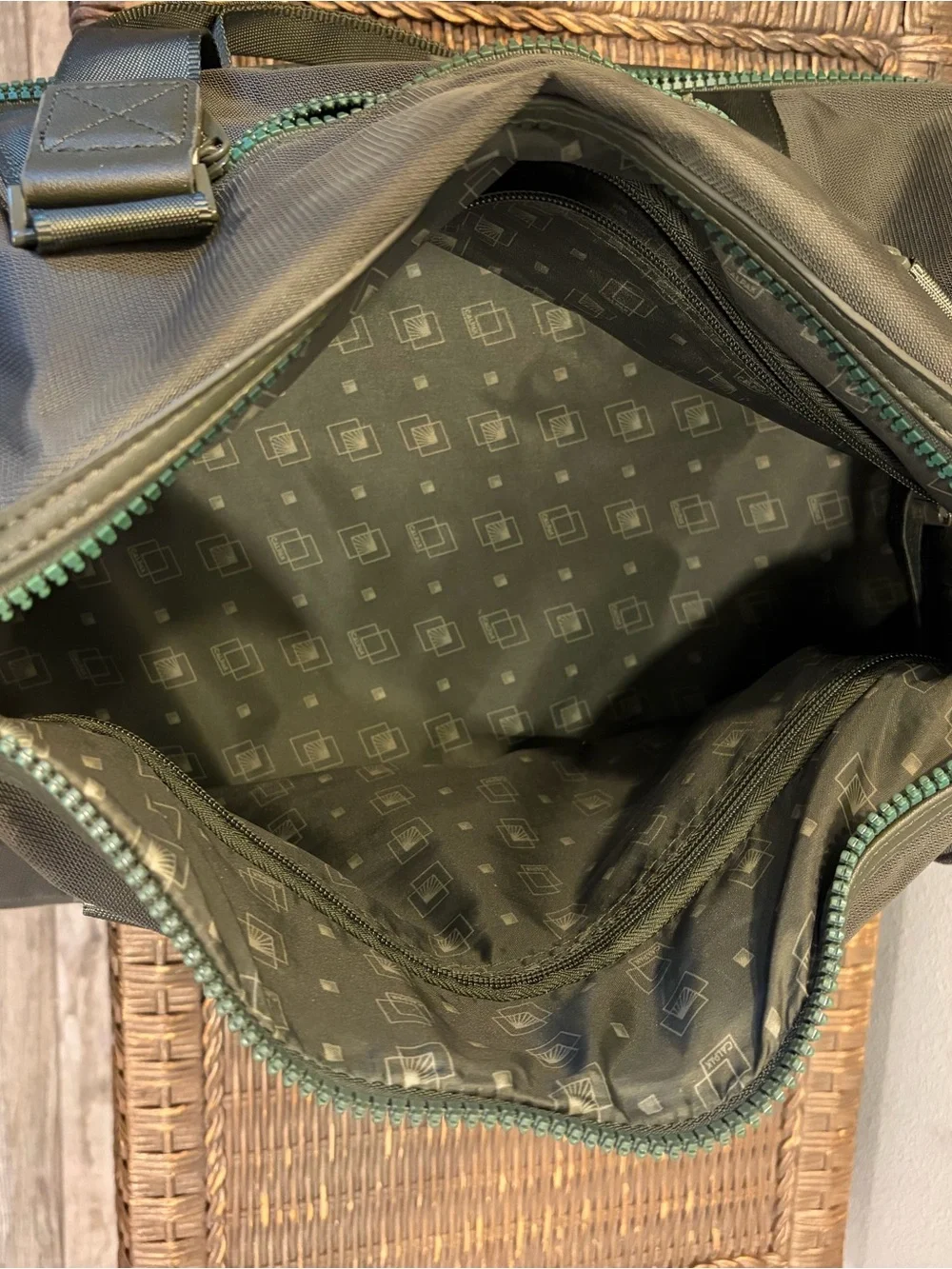 CALPAK Weekender Duffel Travel Bag w/ Shoe Compartment Olive Green Carry-On